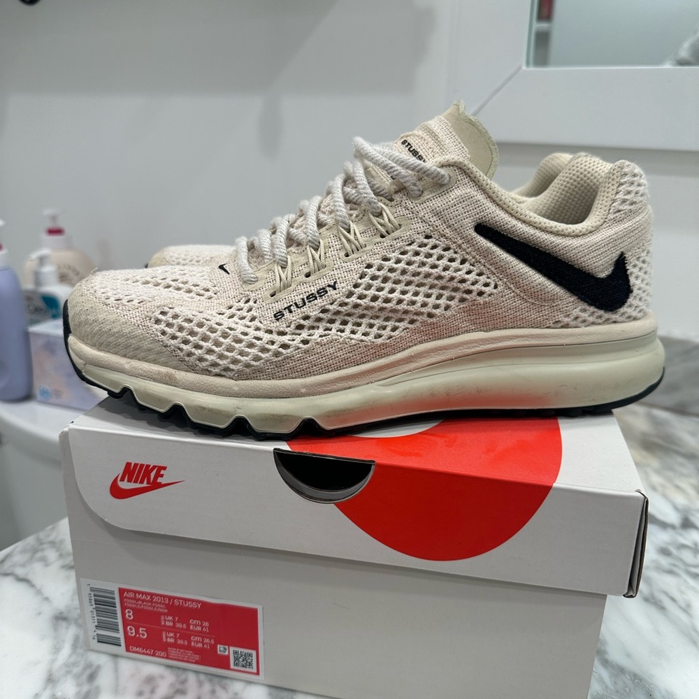 Stussy Cream and Black Athletic Shoes